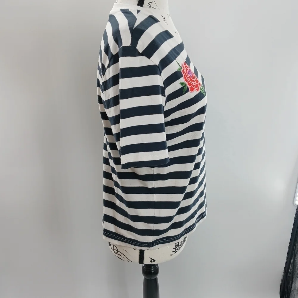 Forever 21 Womens S Navy White Striped Rose Patch Tee La Vie Est Belle - Picture 3 of 5